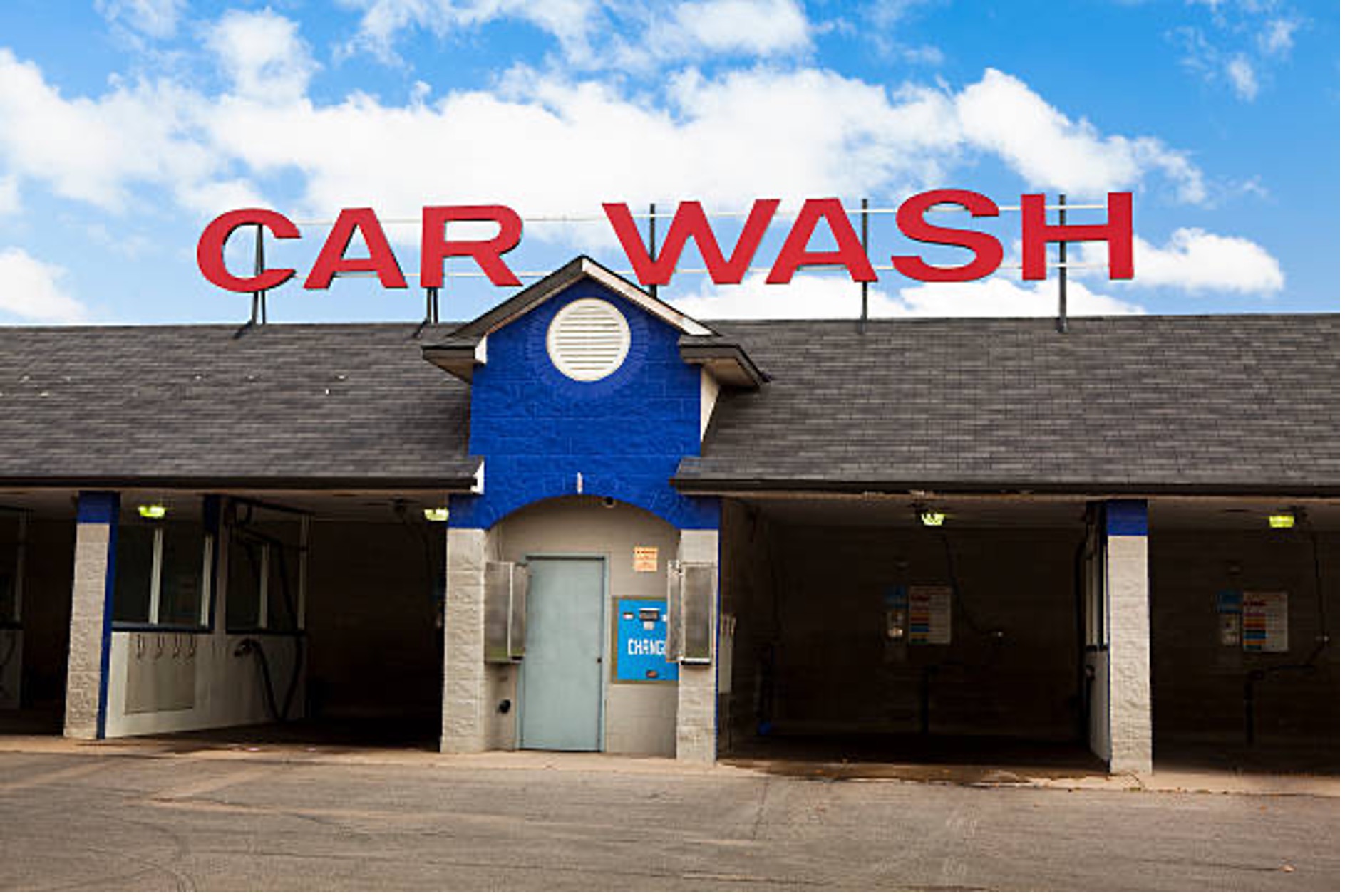 Car Wash Entrance